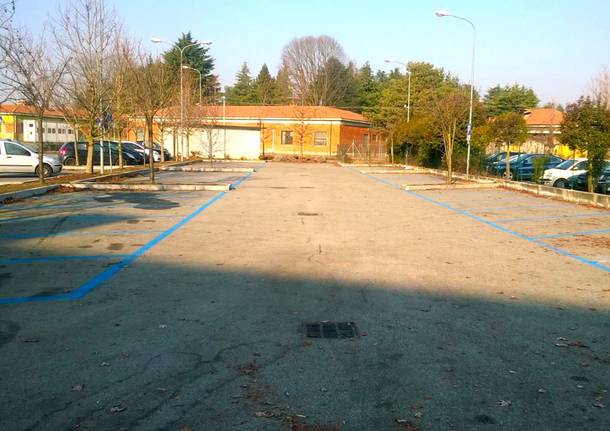 L’assemblea di Case Nuove: “Risolvere subito il problema dei parcheggi”